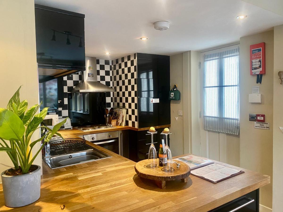 Trinity House City Centre York & Free Parking Bagian luar foto